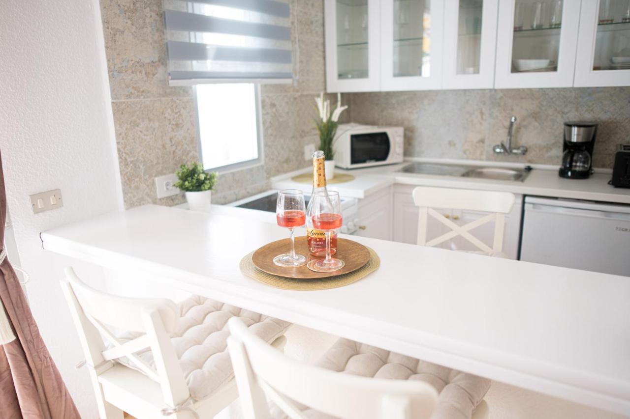 Adults Only Sunny Quiet Apartment In Center Of Las Americas Arona  Exterior foto